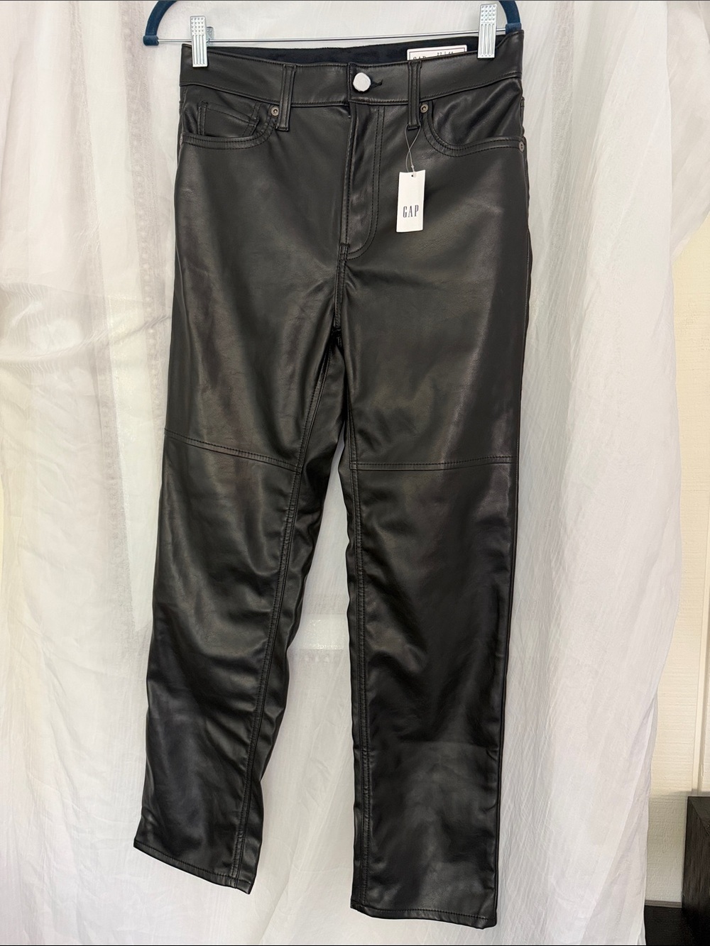 GAP Vegan Leather Cheeky Straight Pants Black High Rise NWT Size 27 / 4R - Picture 3 of 10